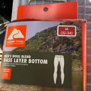 Ozark Men’s Merino Wool blend thermal bottoms size: Medium